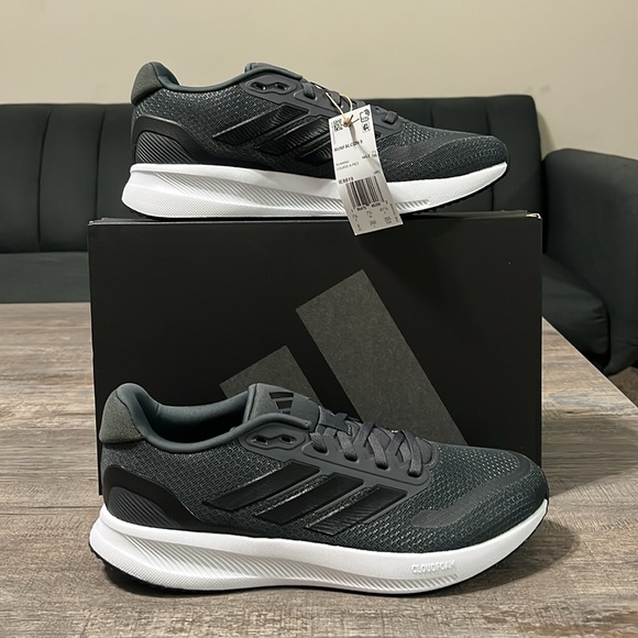 NWT Adidas Runfalcon 5 Running Men's Shoes - Dark Gray - IE8819 - Picture 2 of 12